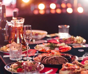 Bush dinners and champagne moments in Masai Mara