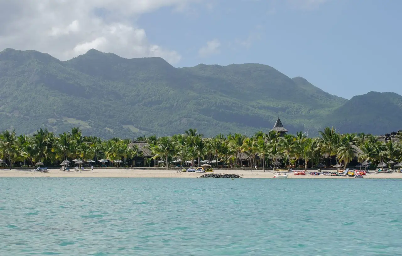 The luxury north: Grand Baie and Balaclava